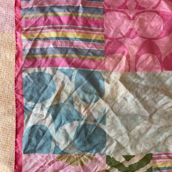 Vintage Coach Patchwork Scarve - Picture 11 of 15